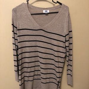 Striped v-neck sweater